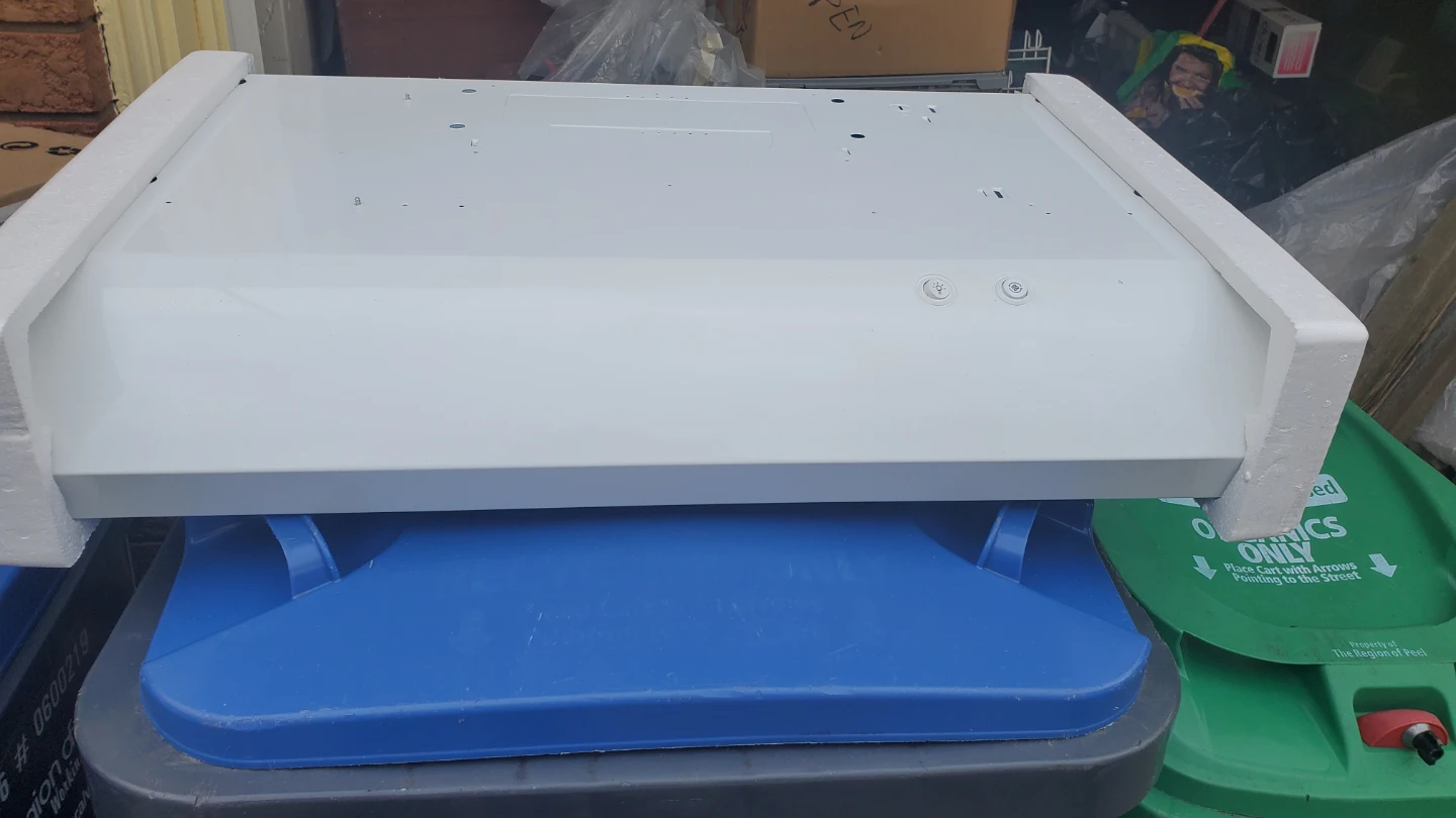 White Range Hood