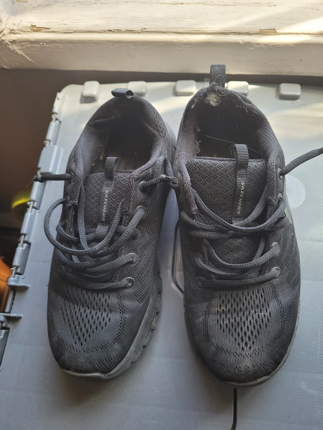 Skechers Black Running Shoes - Women's Size 7.5