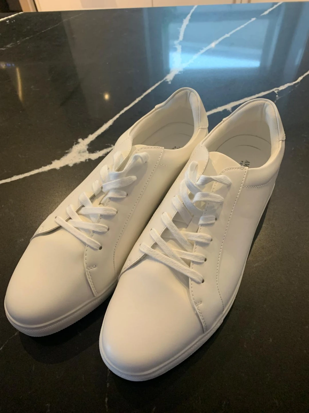 Kenneth Cole Awearness White Sneakers - photo 4