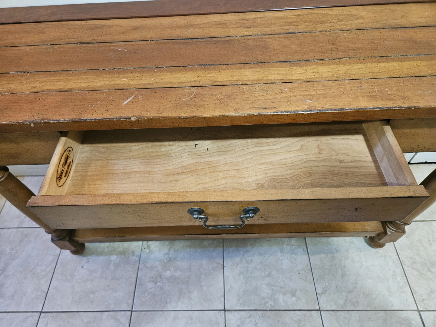Superior Furniture Co. Wood Console Table with Drawer - photo 2
