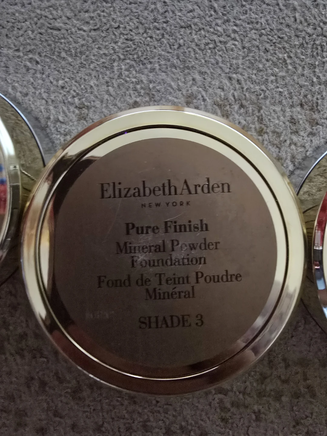 Elizabeth Arden Pure Finish Mineral Powder Foundation - photo 2