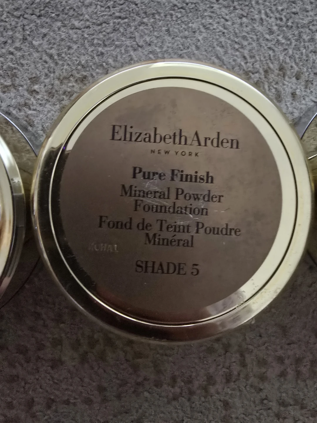 Elizabeth Arden Pure Finish Mineral Powder Foundation - photo 3