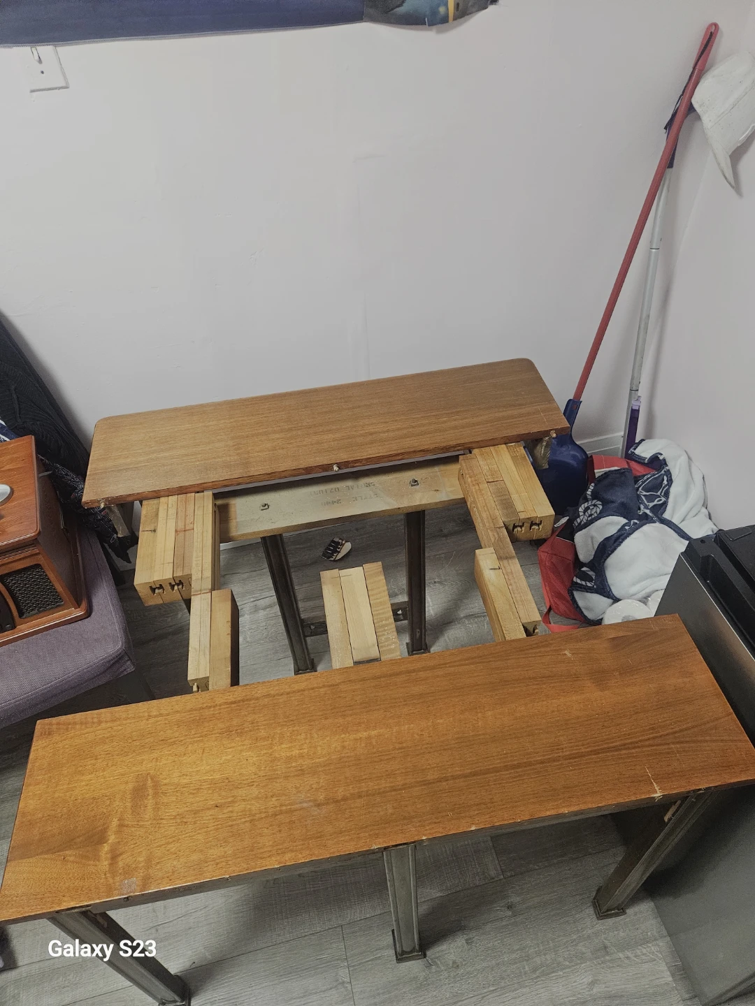 Drop Leaf Dining Table - photo 4