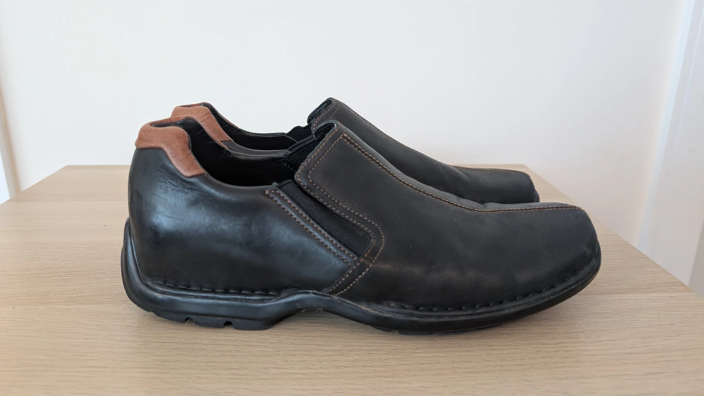 Cole Haan black leather dress shoes US9.5
