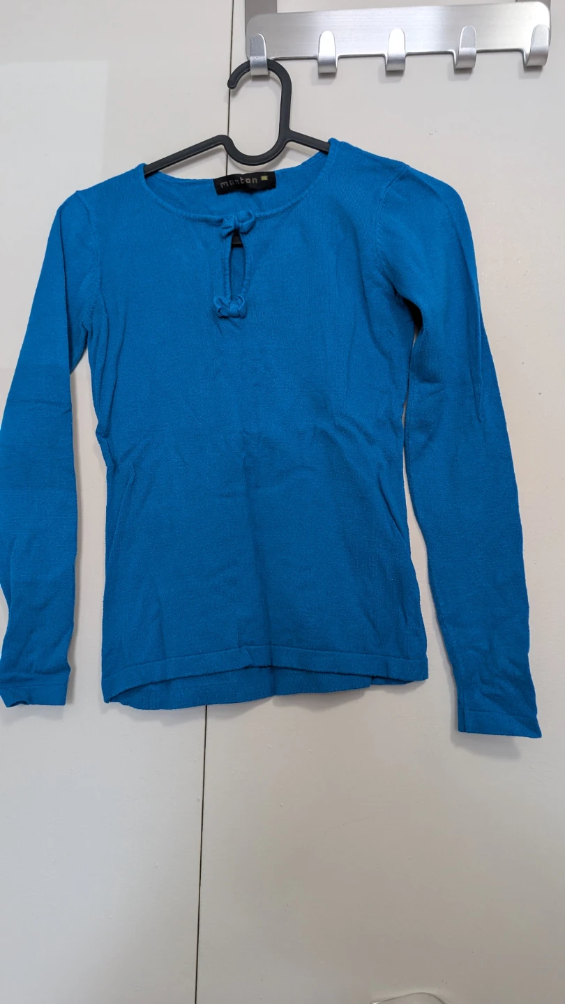 Guess & Monton Long Sleeve Tops - Size S