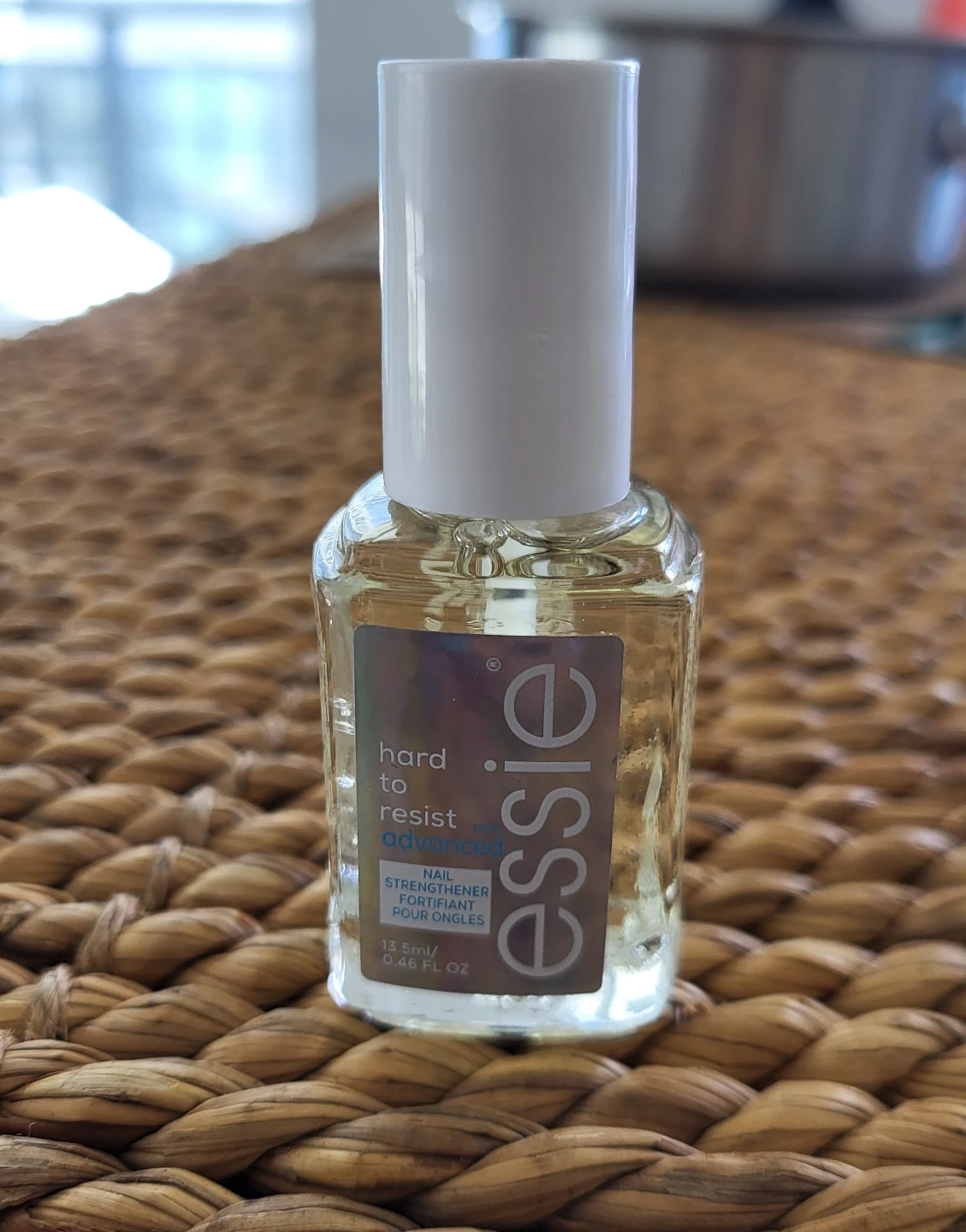 NEW Essie Hard to Resist Advanced Nail Strengthener - photo 2