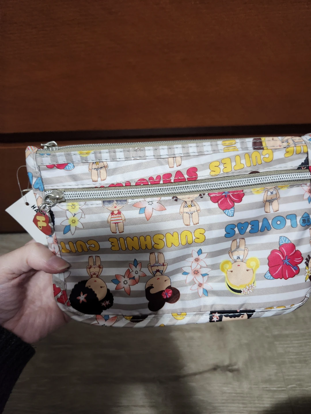 $5 makeup bag