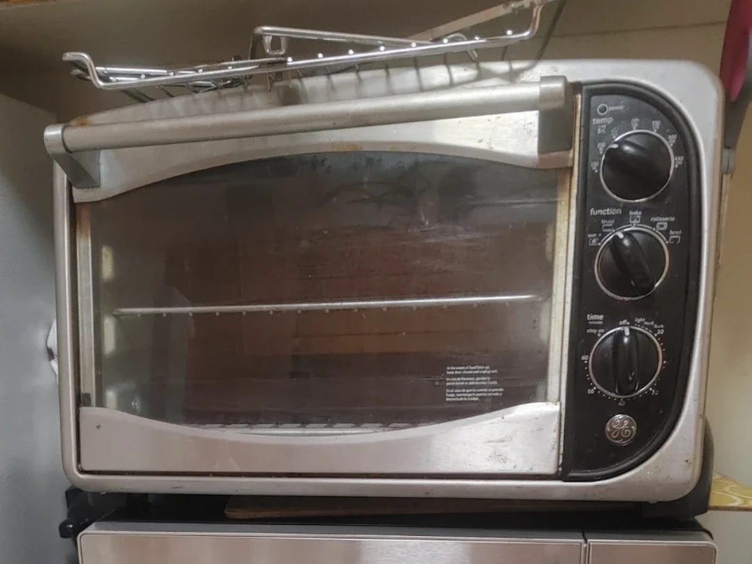 GE Toaster Oven