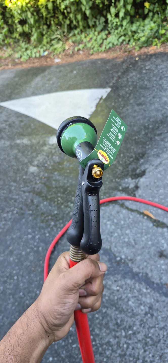 Garden Hose with New Spray Nozzle 50ft with 3/4" Brass Fittings - photo 4