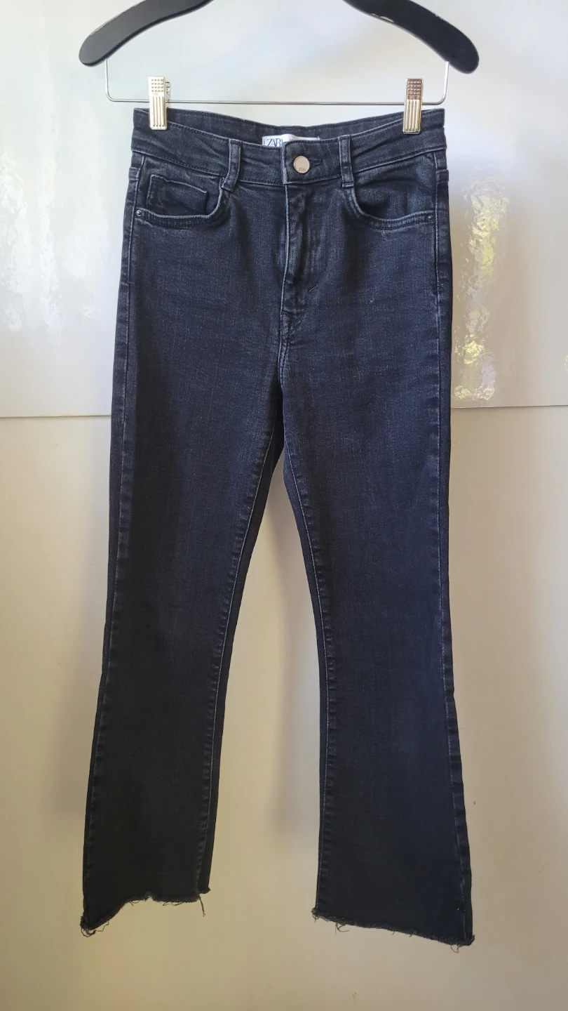 ZARA Black Flare Jeans -24