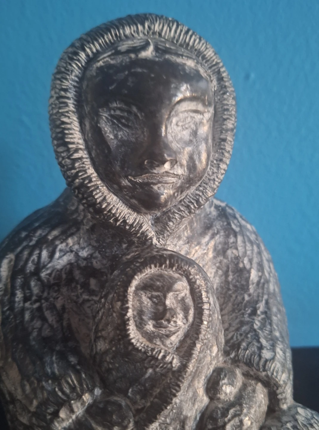 Vintage large Carved Stone Inuit Figures - photo 2