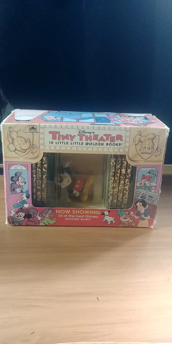 Disney's Tiny Theater 10 Little Golden Books