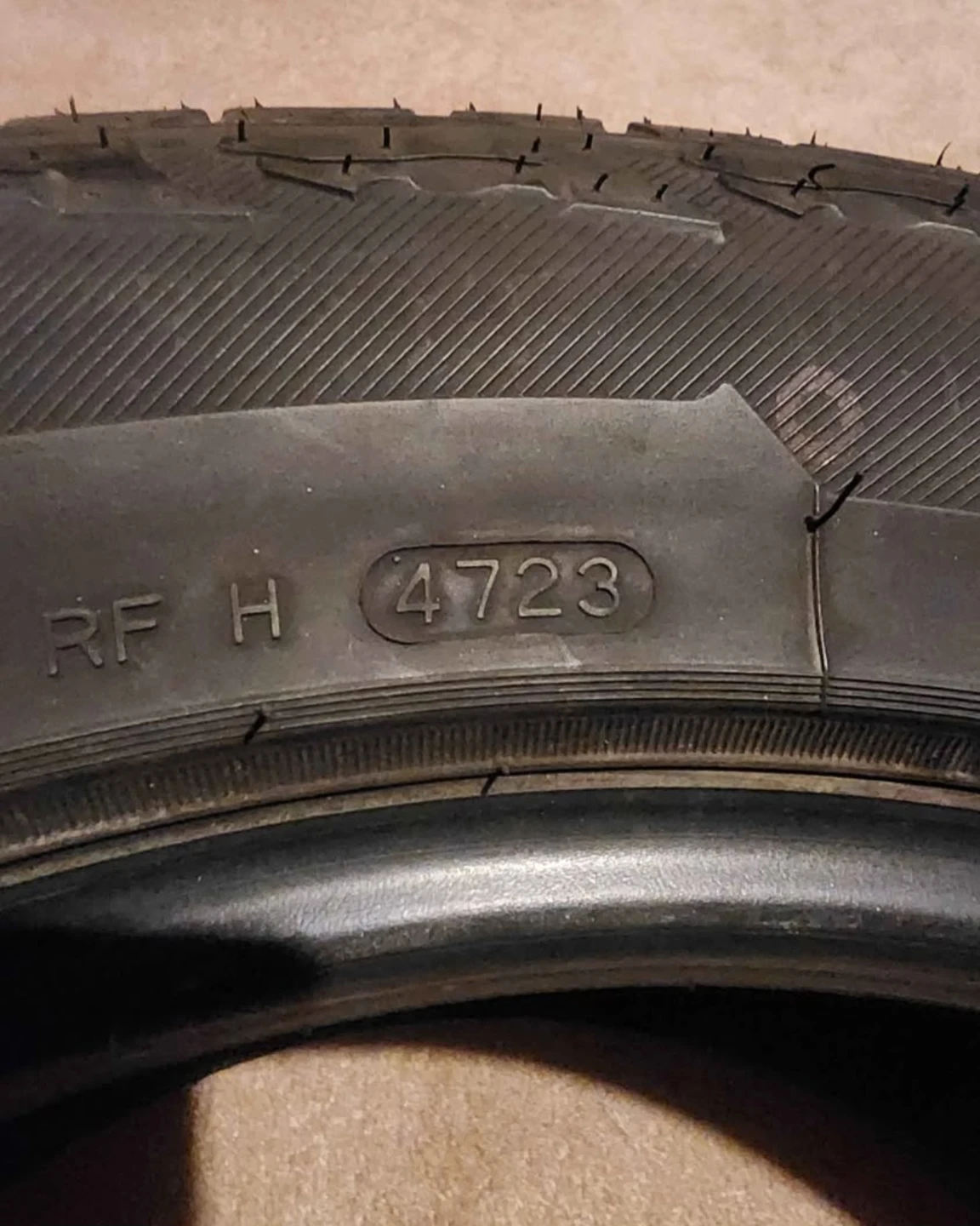 275/55/20 - photo 3