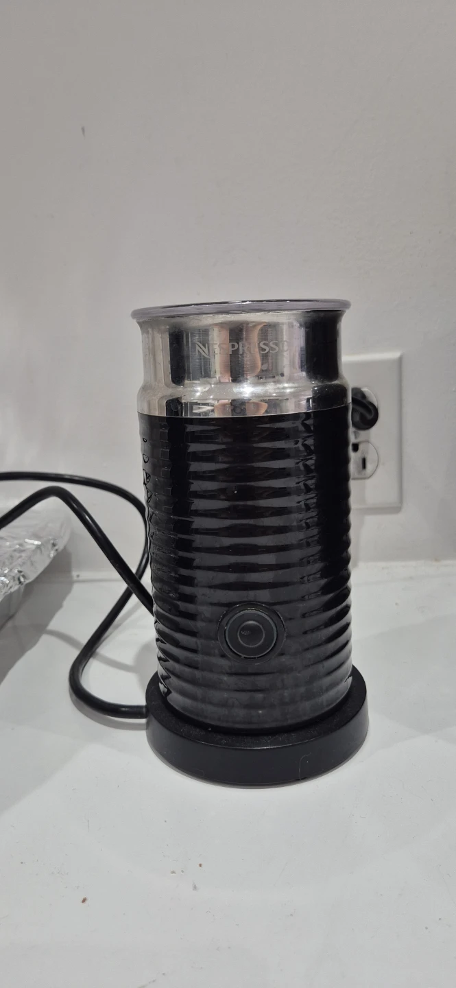 Nespresso Aeroccino 3 Milk Frother