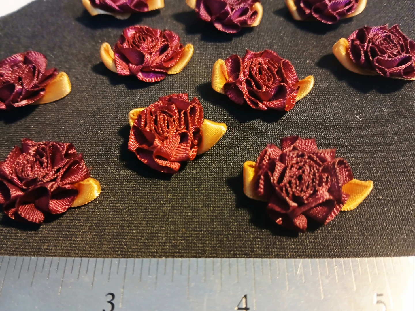 Set of 10 Silk Ribbon Roses - Burgundy/Gold - photo 4