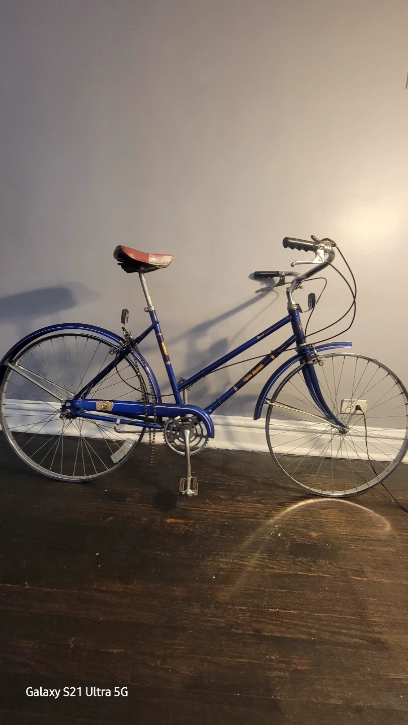 Columbia Bee Spirit Bicycle