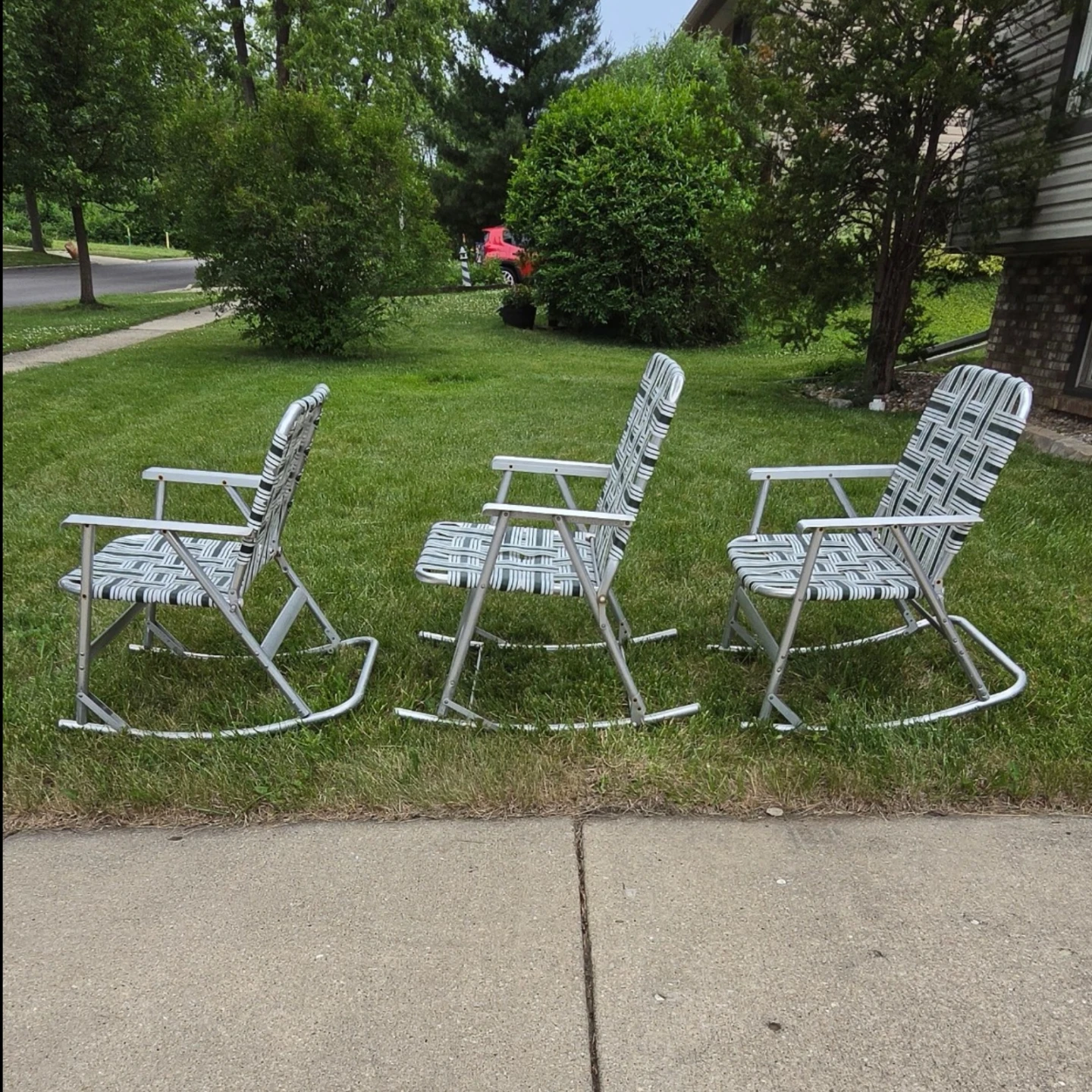 Set of 3 Vintage Aluminum Webbed Folding Rocking Chairs - photo 4