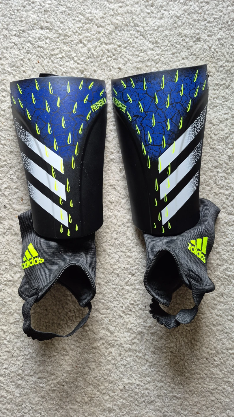 Adidas Shin Guards Size M and L - photo 3
