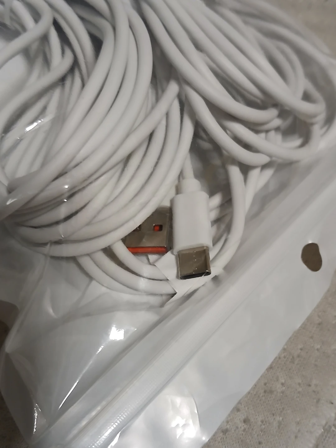 13 Foot USB To USB-C Charging Cable - photo 2