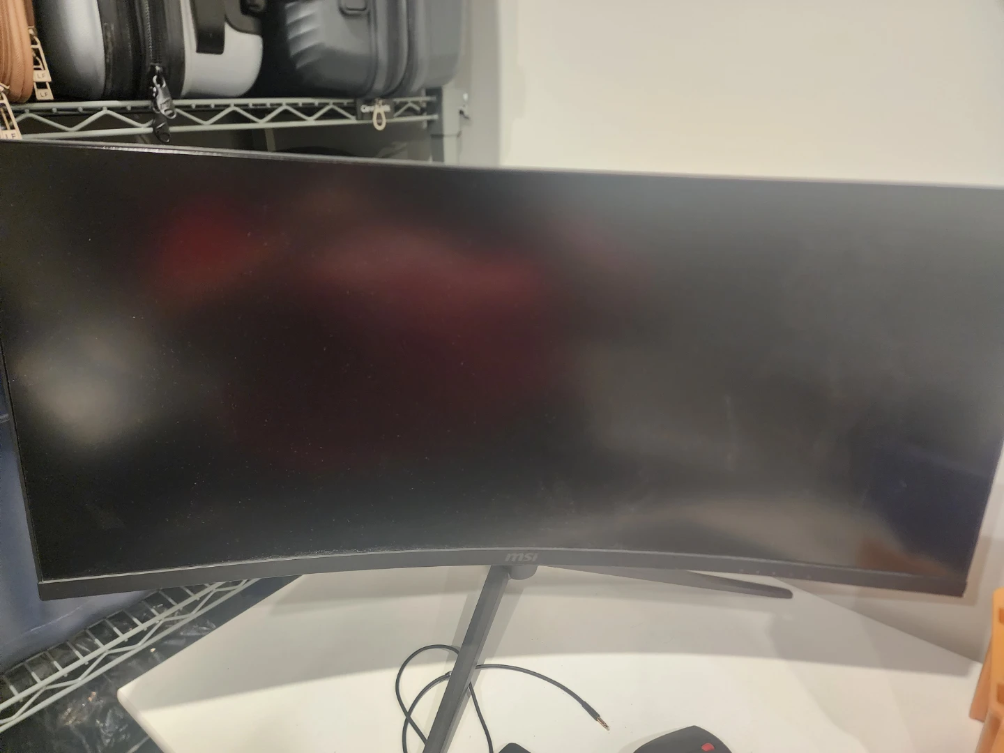 MSI Curved Gaming Monitor - photo 3