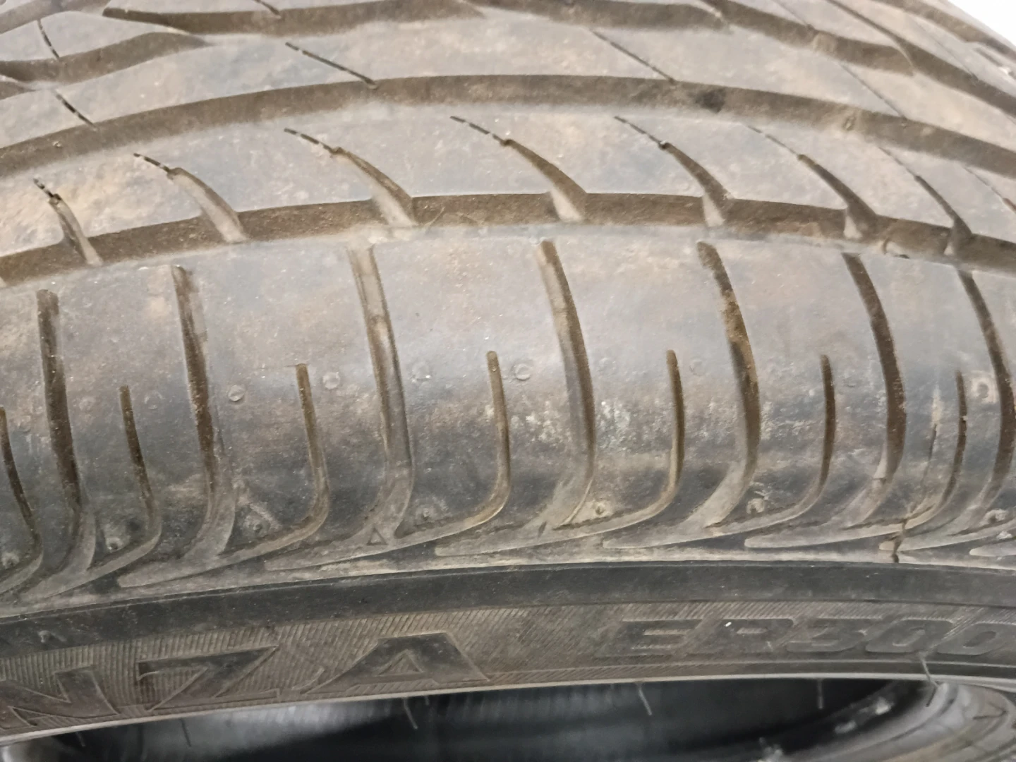Used Tire 195/65R15 91H - photo 3