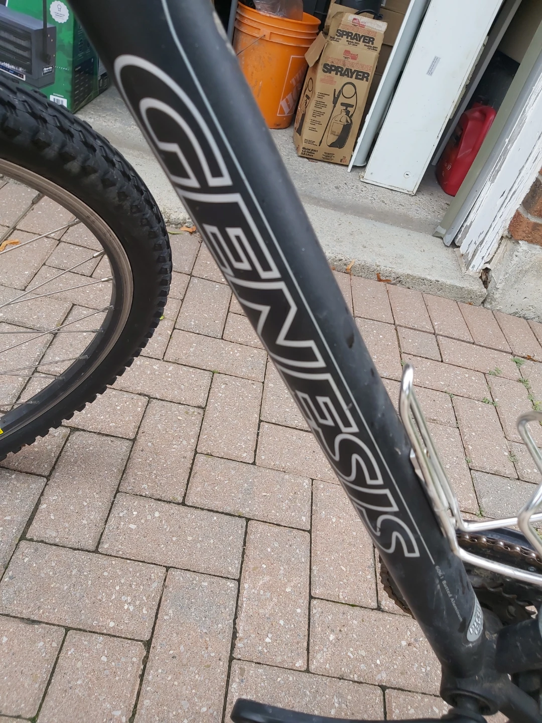 Genesis Stealth Mountain Bike