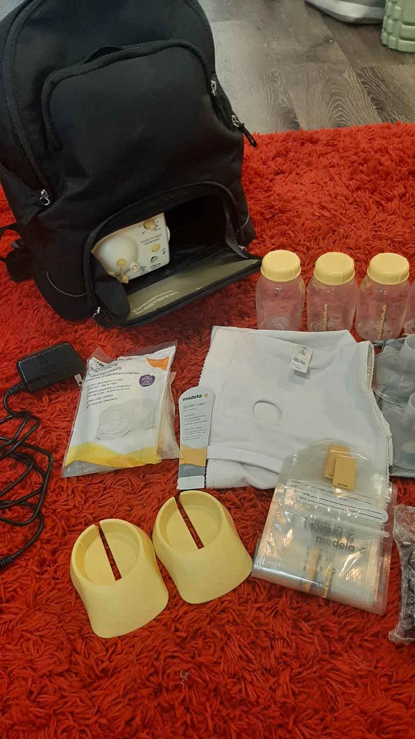 Medela Pump in Style Advanced Breast Pump Backpack - photo 3