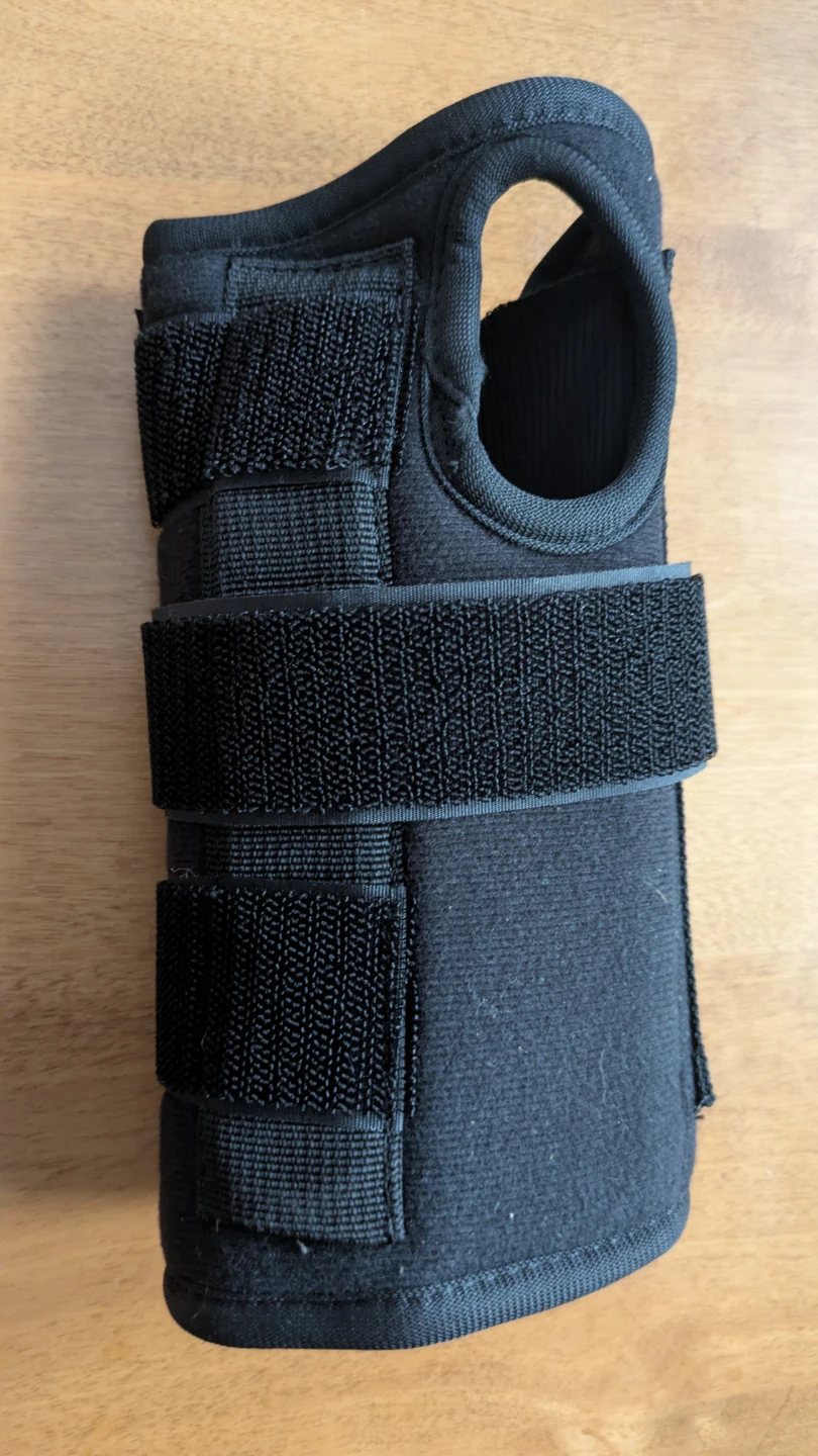FEATOL Wrist Brace (right hand) - photo 2