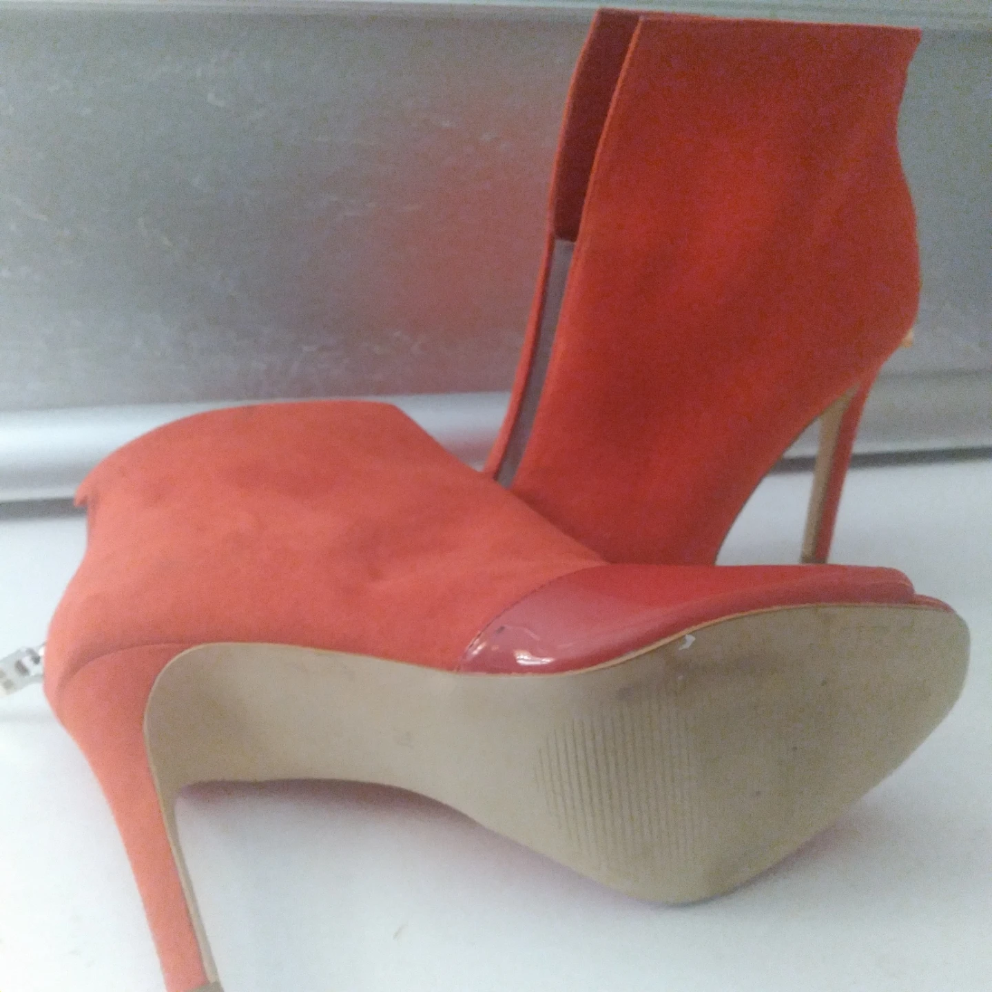 Guess Red Suede Peep-Toe Heels - photo 4