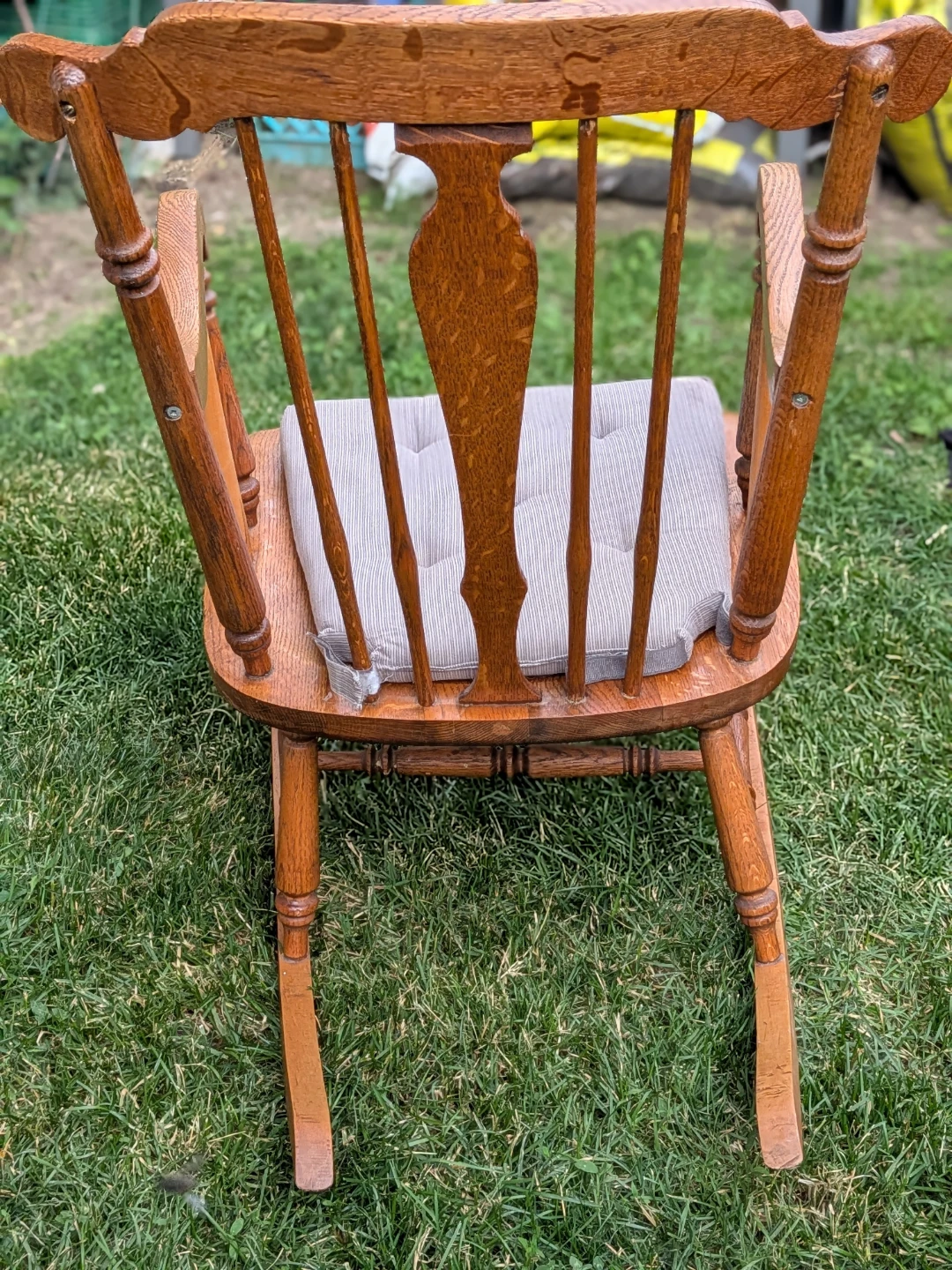 Vintage Wooden Rocking Chair with Cushion - photo 4