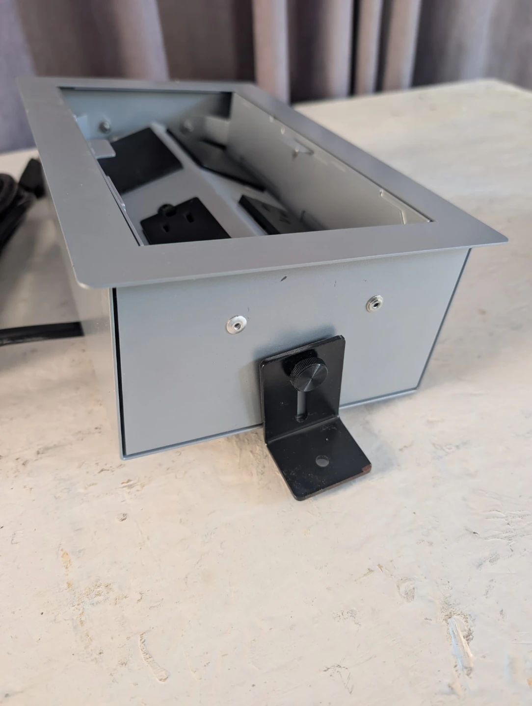 Recessed Power Outlet Box - power tap - photo 3