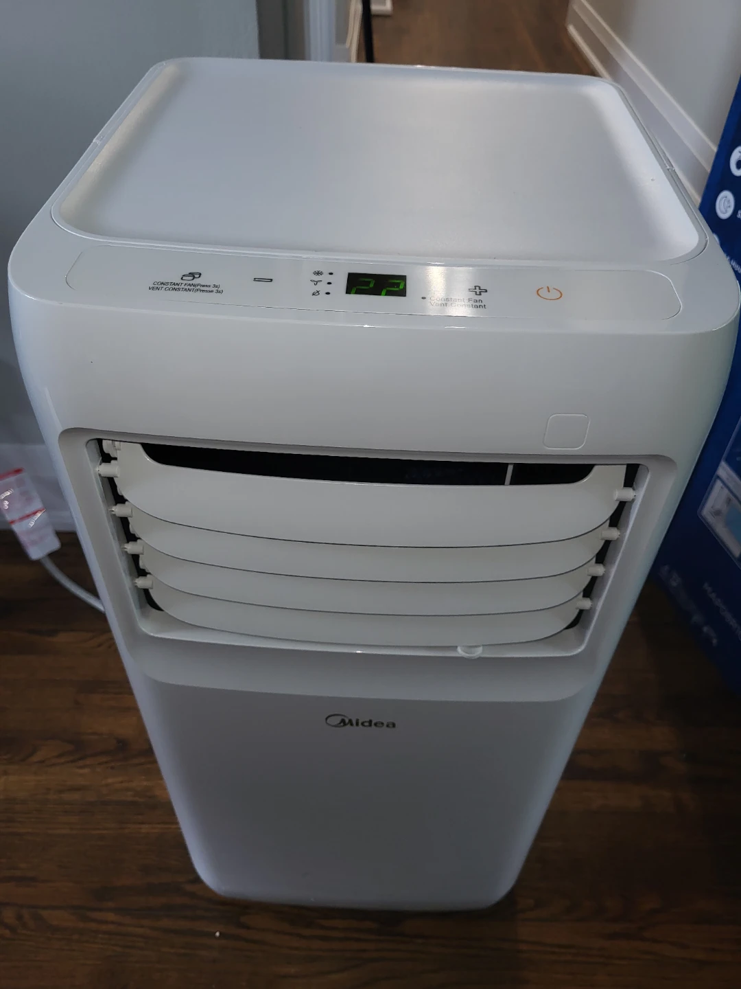 3 in 1 Midea 8000 BTU Portable Air Conditioner - photo 2