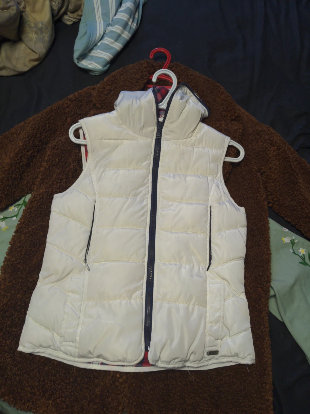 Clothes ranging from $5-$10 - photo 3
