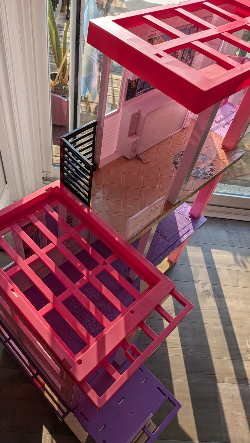 Barbie Dollhouse - photo 2