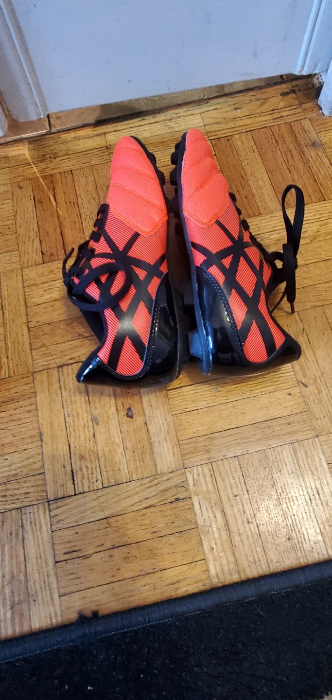 Women's/ Girls  Cleats size 6 Brand New - photo 5