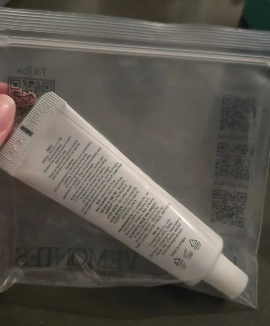 Vemonties AXCNE Booster Cream - photo 2