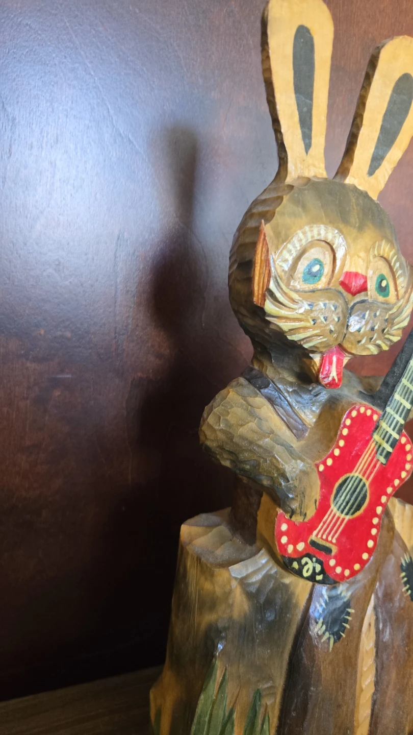 Hand-carved Wooden Bunny Musician Figurine - photo 4