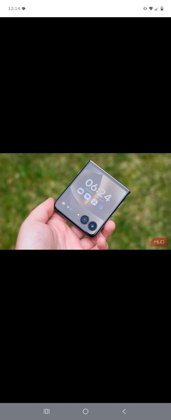 Motorola Razr 2026 Flip Phone UNLOCKED