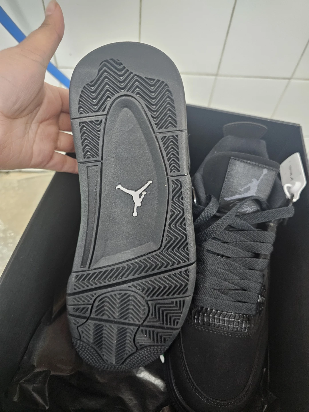 Air Jordan 4 Retro Black Cat - photo 2
