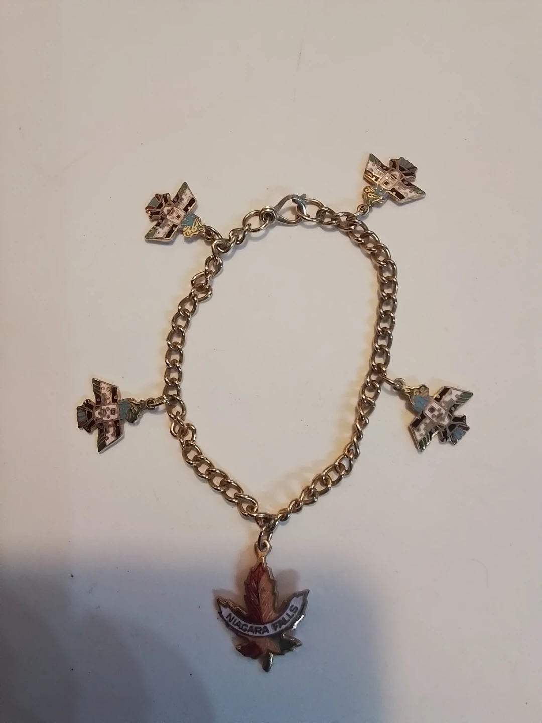 Vintage Mid-Century Canadian Souvenir Charm Bracelet - photo 3