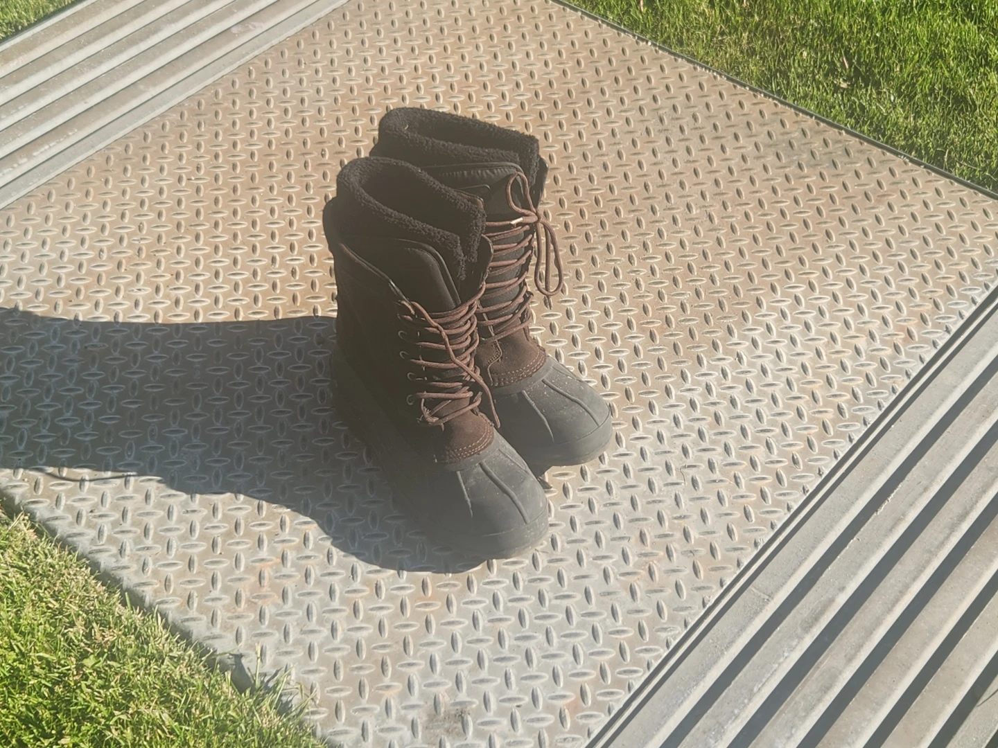 Brown Winter Boots - photo 2