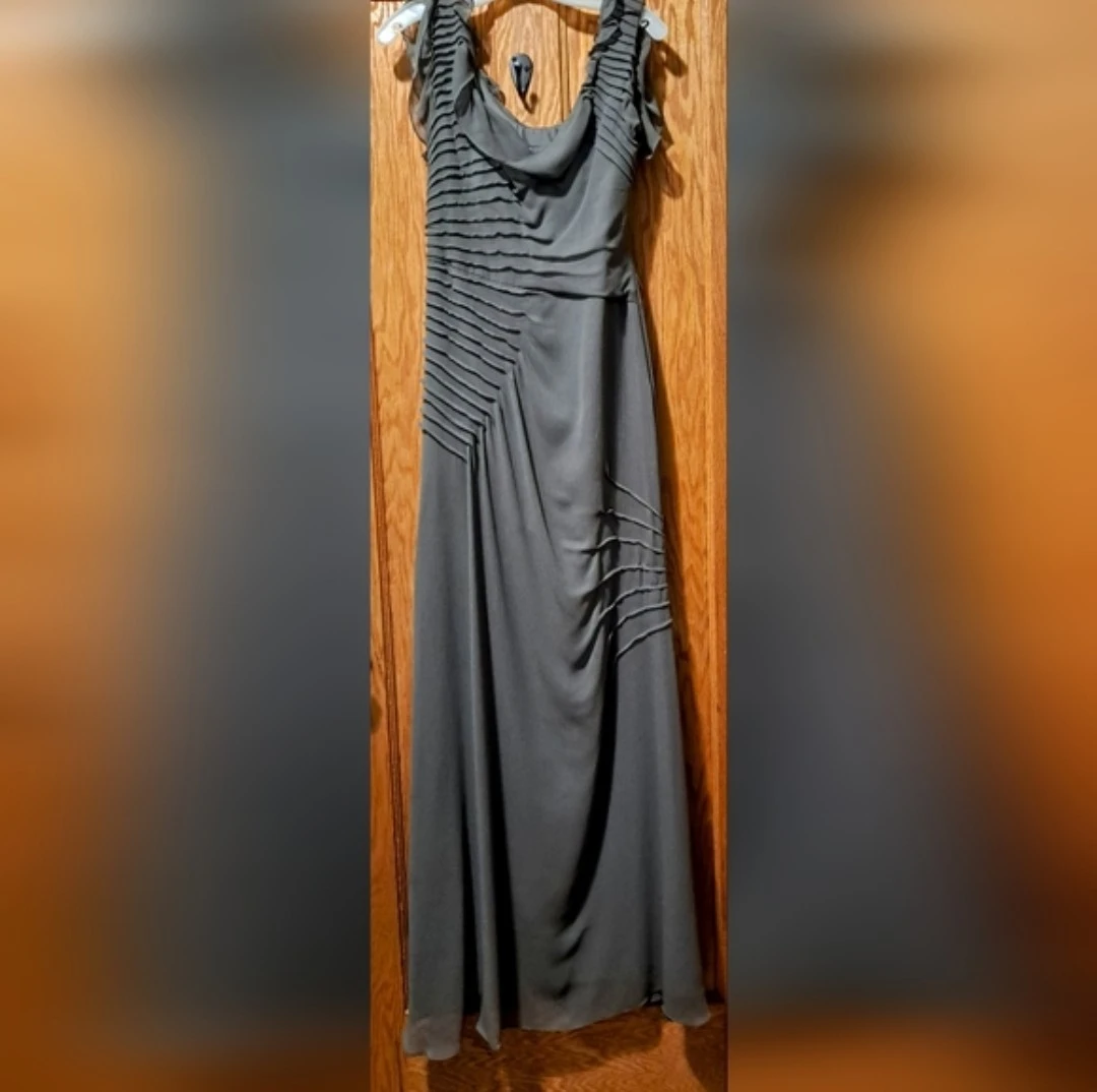 Women's Gray Ruffled Formal Gown