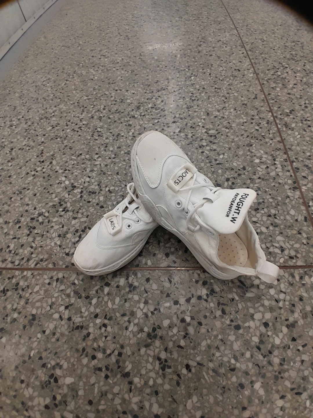 White Canvas Sneakers Original Lacoste  Women's Size 9 - photo 4