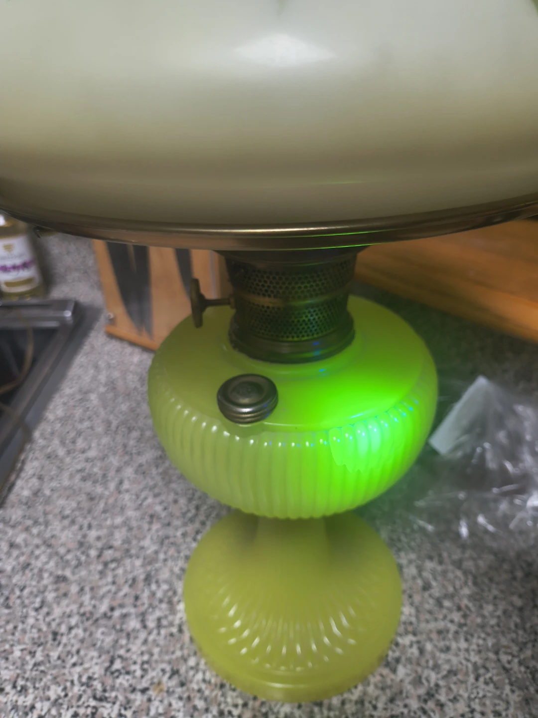 Alladin B88 uranium oil lamp