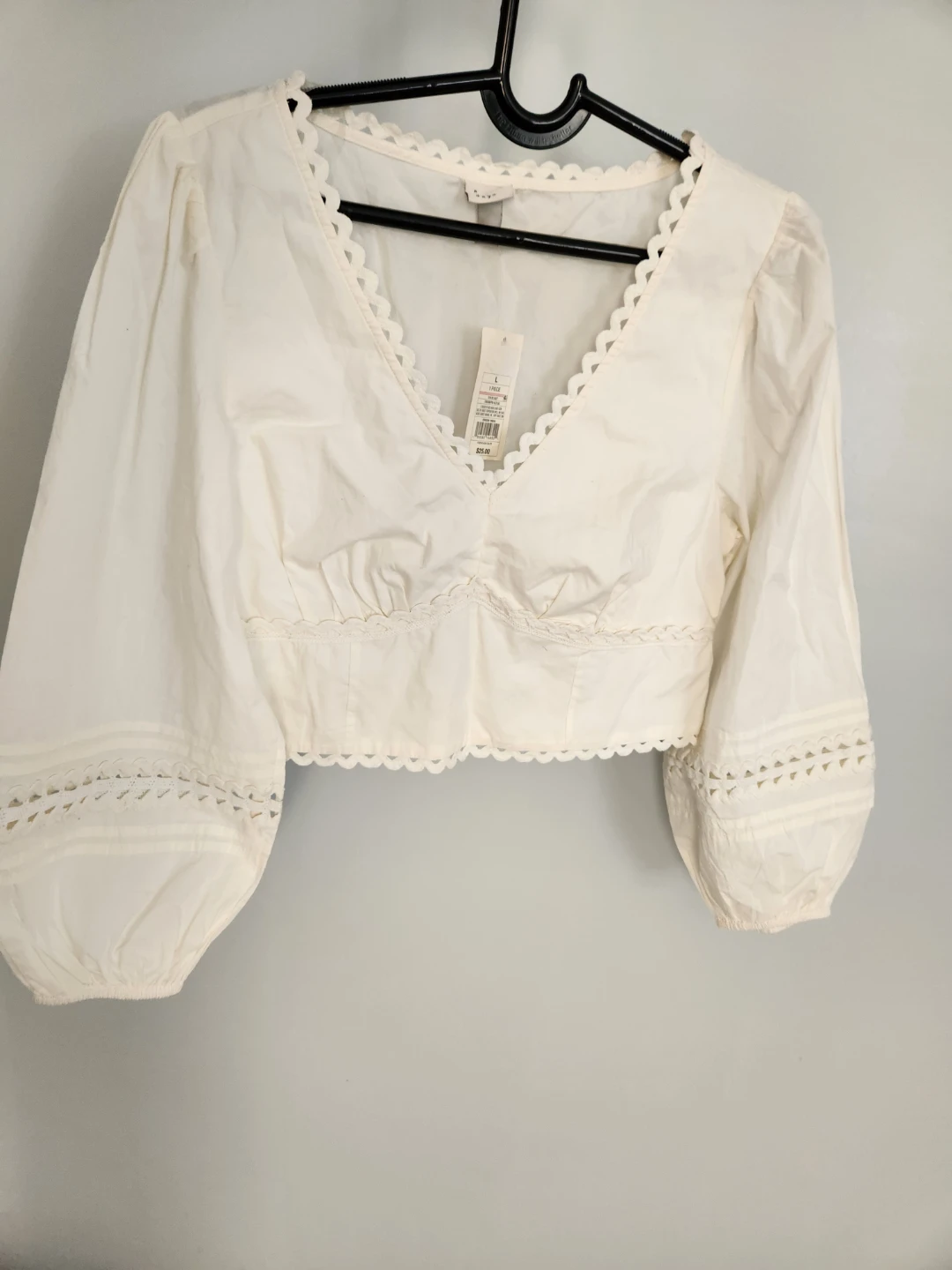 A New Day White Cropped Blouse Size L