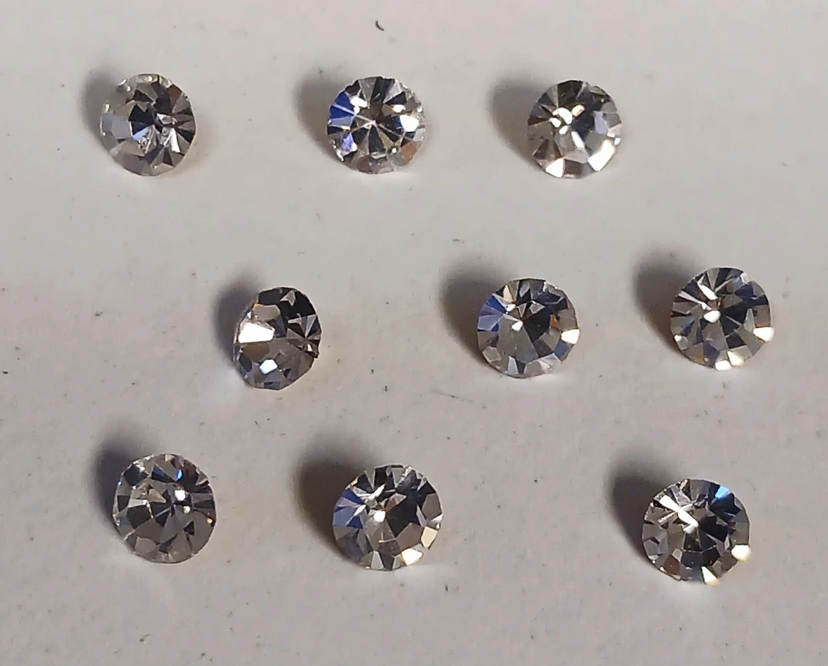 Swarovski brillian cut clear Rhinestones - 20 pc - photo 2