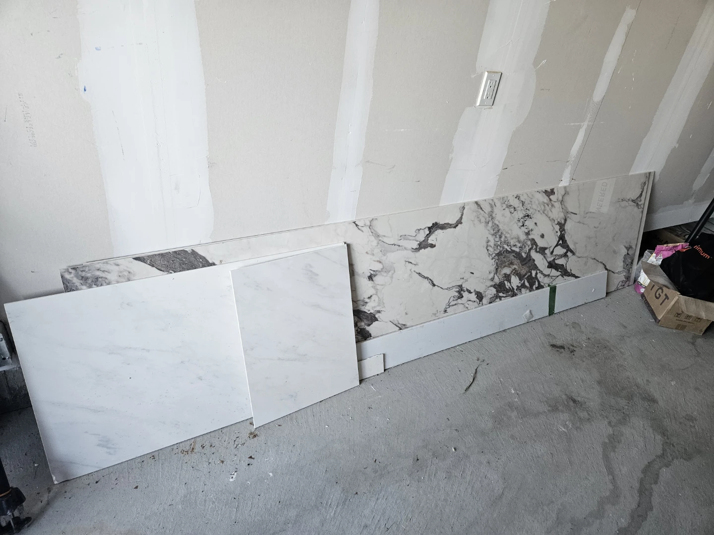 Porcelain tiles 4 pieces total 2 9ft and 2 3 ft