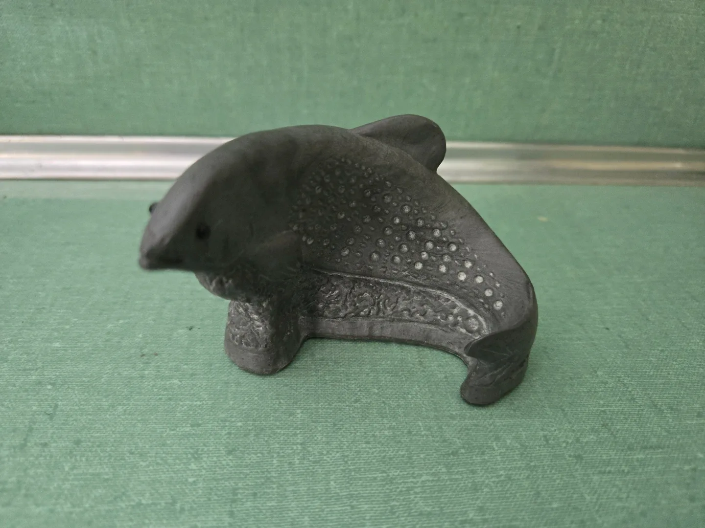 Two (2) Carved Soapstone Sculptures  - Salmon & Orca - photo 4
