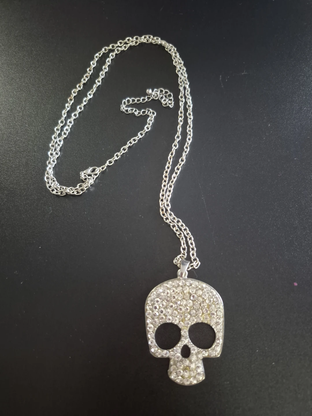 Sparkly Skull Pendant Necklace
