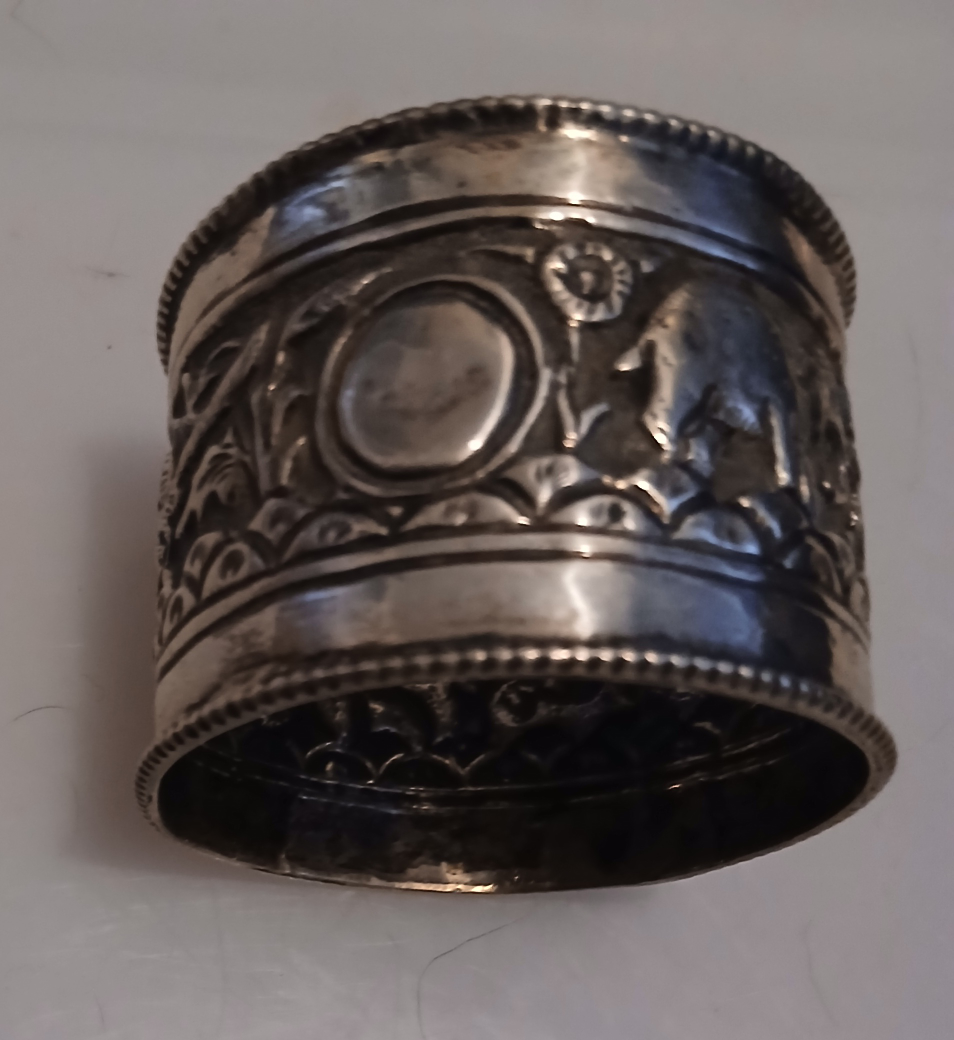 Set of 9 Silver Napkin Rings - photo 5